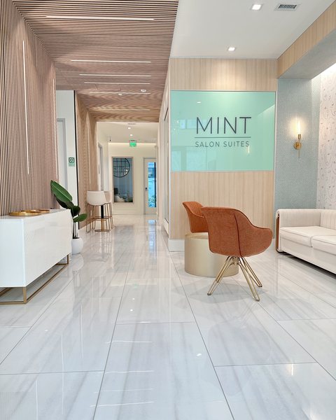 The MINT Salon Suites lobby in Atlanta, Georgia